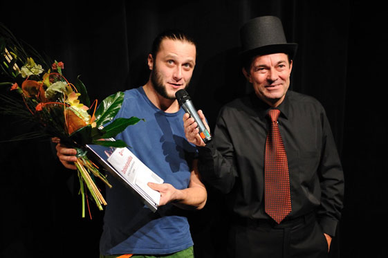 uhráč 09